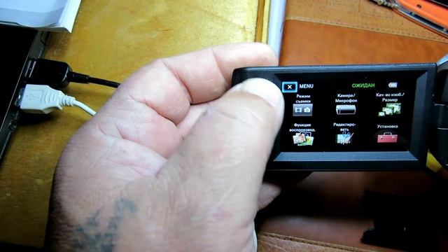 Лучшая бюджетная камера SONY HDR - CX405 ( как снять заглушку для запасной батареи) смотреть онлайн