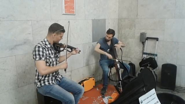 Станция метро "Чистые пруды", живая музыка))) (Проект А.Р.Г.У.С.) смотреть онлайн