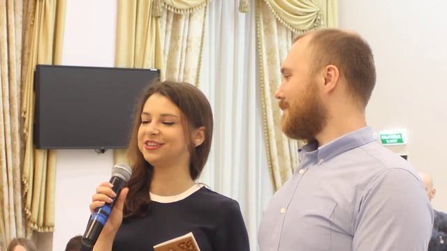 Родители встречают жениха и невесту ХЛЕБОМ и СОЛЬЮ. смотреть онлайн