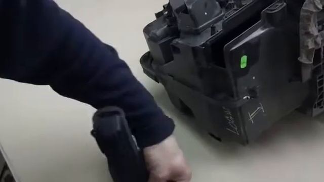 Установка заглушки салонного фильтра Рено Логан 2 смотреть онлайн