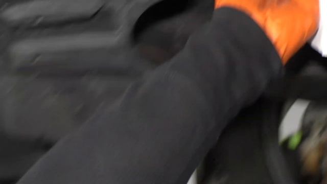 How to Perform Oil Change 11-17 Toyota Camry смотреть онлайн