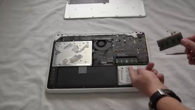Macbook Internal Hardware Components смотреть онлайн