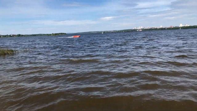 Смотреть: Тест Лучшая лодка ПВХ Аквамаран 450 + Ямаха 30 л.с. винт смотреть онлайн