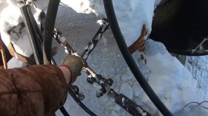 Трактор кировец. Пришла весна. С трудом  пробиваюсь к скважинам.