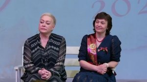 Трогательный номер от родителей. Последний звонок 2022