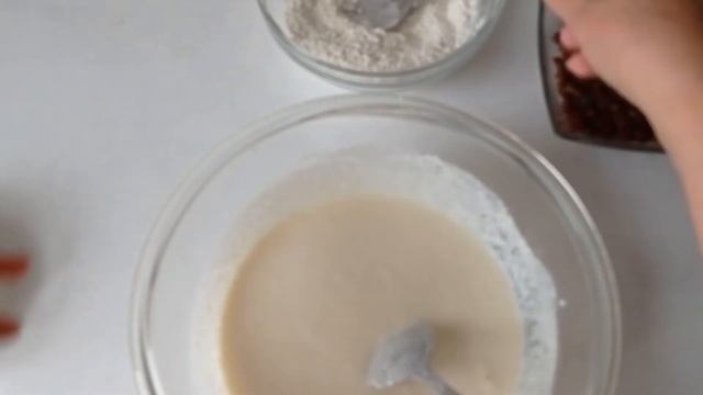 Оладьи на кефире с манкой, творогом и изюмом. Рецепты моей мамы смотреть онлайн