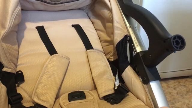 как снять чехол с коляски Liko Baby BT 1218B