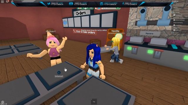 LET'S GET SCARY! SHARKS, CLOWNS AND A PILLOW FIGHT?! Roblox LIVE! смотреть онлайн