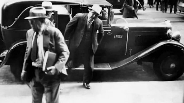 Аль Капоне. Правдивая история гангстера