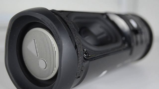 Колонка JBL FLIP 5 LFM 60% Bass Test РЕАКЦИЯ НА ПЕСНИ СТРОБОСКОП смотреть онлайн