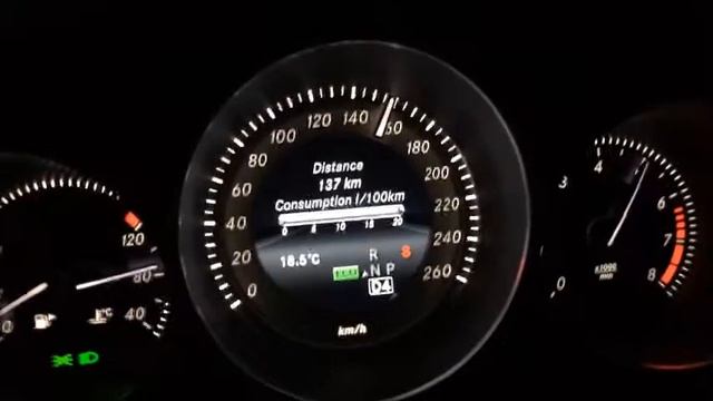 Mercedes-Benz CLS 350 - acceleration from 0-220 km\h on German Autobahn смотреть онлайн