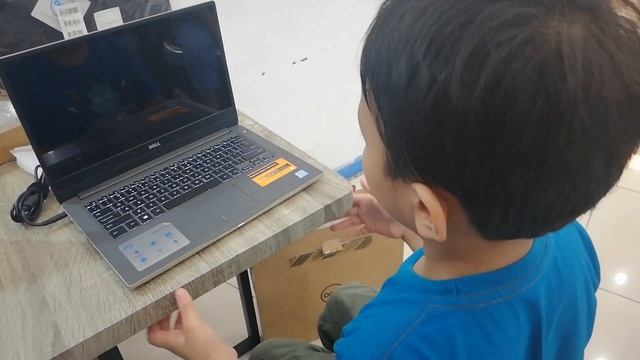Yes! Adventures | Unboxing: Dell Inspiron 14 7472 смотреть онлайн