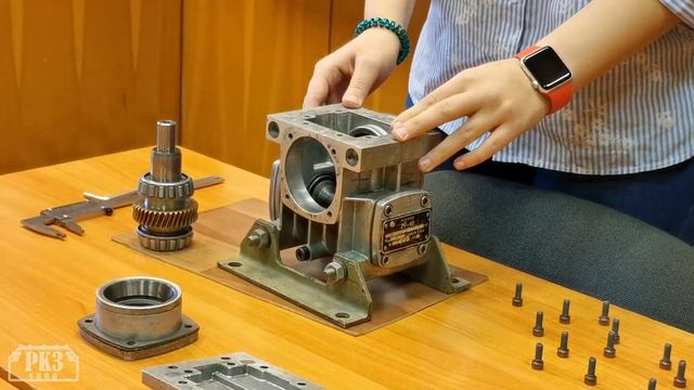 Лабораторная работа №10. Изучение червячного редуктора смотреть онлайн