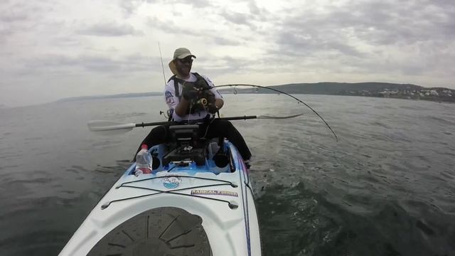 Pesca al vivo en kayak Galaxy Marlin (Dentón 6 kilos) смотреть онлайн
