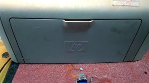 Принтера и МФУ HP/canon. Второй лист застревает на середине при выходе из печки.