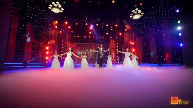 Million Roses смотреть онлайн