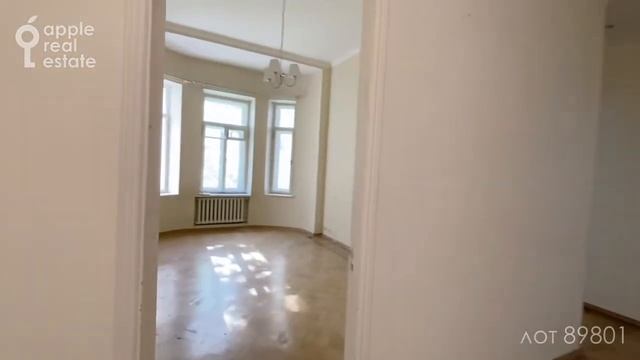 Идеальная локация: 120 кв.м в аренду. 4 комнаты. Классический интерьер смотреть онлайн