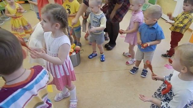 Танец "Варим варенье", обе группы смотреть онлайн
