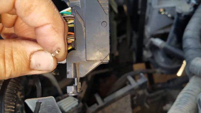 Chevrolet E78 pcm plug how to take apart and check pins смотреть онлайн