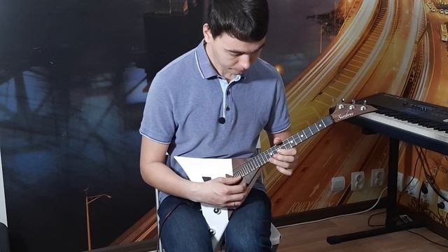 Обзор электробалалайки из клёна, палисандра и эбена. Мастерская Алексея Сереброва. смотреть онлайн