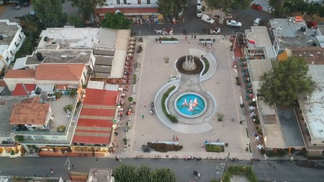 Георгиуполис (Georgioupoli), площадь с фонтаном, Крит, Греция смотреть онлайн