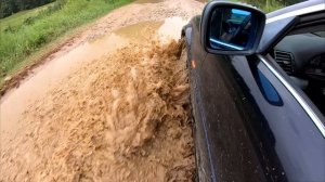 БМВ грязи не боится |  BMW is not afraid of dirt | Джип триал на | почти утопили бмв