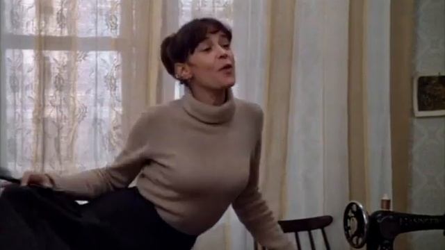 И шьет, и готовит смотреть онлайн