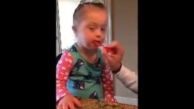 Annabelle 3.5 Years: bite blocks смотреть онлайн