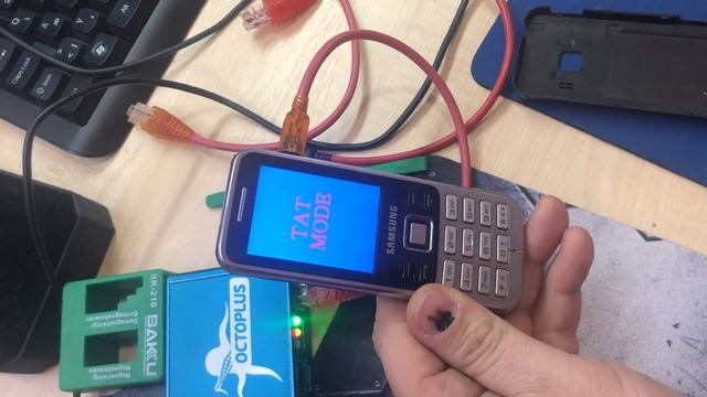 Samsung C3322 Free SIM Phone Unlock by Oktoplus Box смотреть онлайн