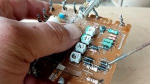 Разбор монитора LG FLATRON F700P/Цветмет да и только....