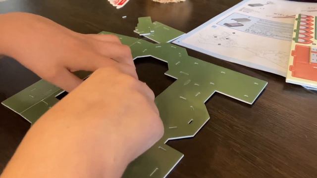 Собираем 3D Puzzle - Собор Василия Блаженного (часть 1) смотреть онлайн