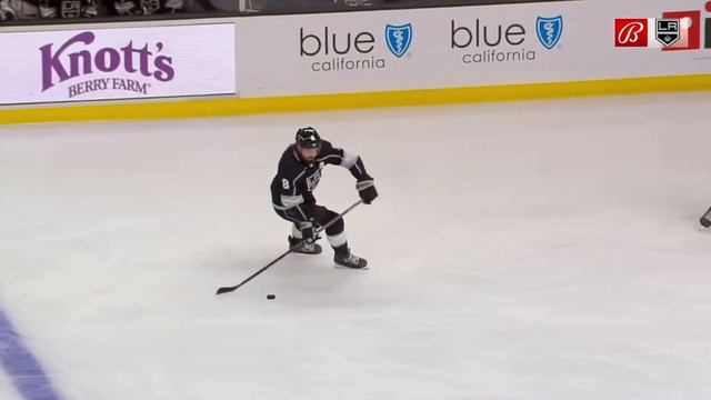 Viktor Arvidsson scores on the power play for his first goal as a King. смотреть онлайн