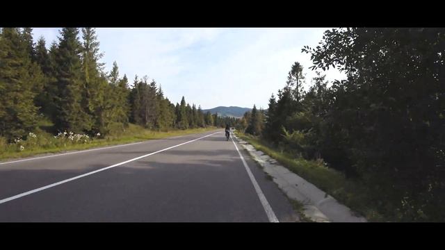 Велоподорож Карпатами. Найкрасивіша дорога України! Ночівля на Ужоцькому перевалі. Знову Турка. Ep. смотреть онлайн