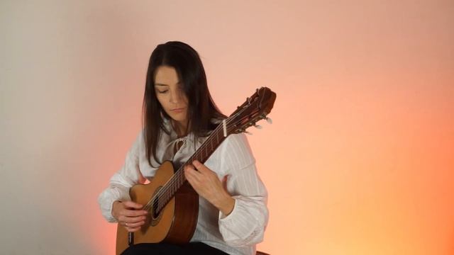 N.Listov "Recalling Waltzes Charming Tones" A. Kowalska - guitar "Я помню вальса звук прелестный" смотреть онлайн