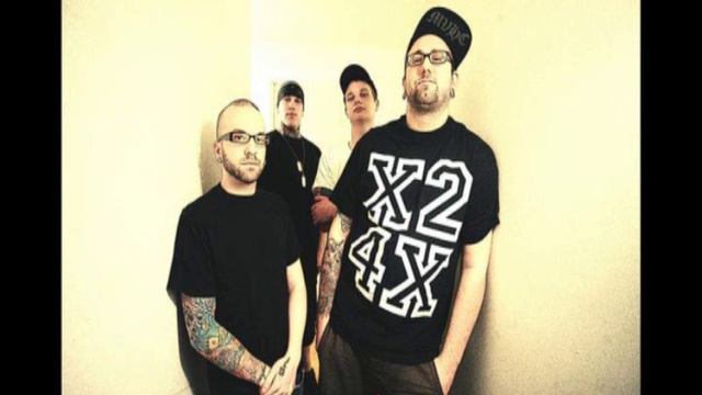 The Acacia Strain-Tactical Nuke(NEW SONG)(MW2 REMIX) смотреть онлайн
