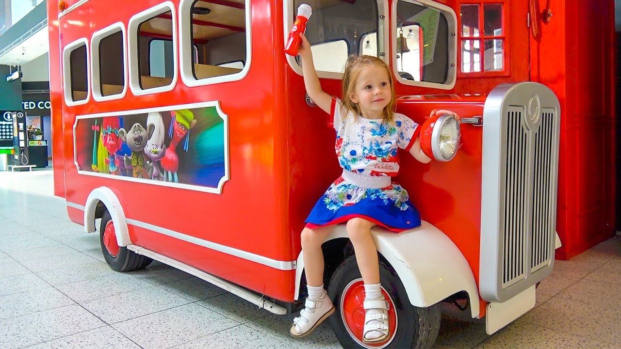 The Wheels on the Bus School - Nastya singing Song смотреть онлайн