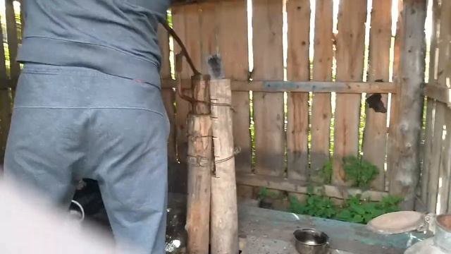 Поселок Лебяжий, село Рубино. Ищем золото в домах с 1800 года / Looking for gold in houses смотреть онлайн