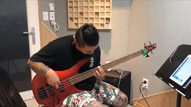 Rhcp의 Dark necessities 연습 смотреть онлайн