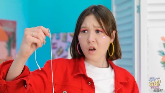 МИЛЫЕ И ЛЕГКИЕ УРОКИ ПО ПРИЧЕСКАМ || Крутые и быстрые идеи для волос! Бьюти-техники от 123GO! SCHOO смотреть онлайн