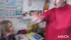 @Cegou  Школьница послала маму!