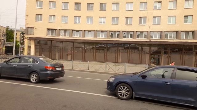 Автобус 21. Ладожский вокзал - Ст. м. Чернышевская смотреть онлайн