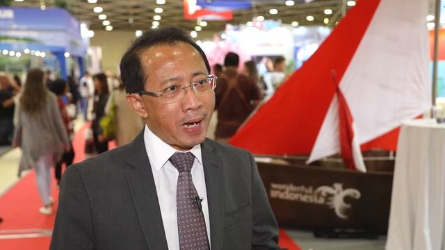 OTDYKH 2018 Interview: M. Wahid Supriyadi смотреть онлайн