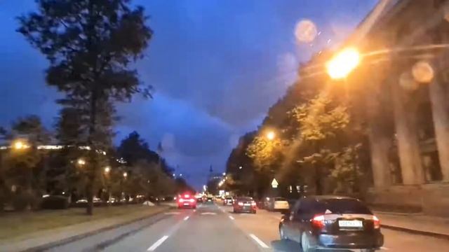 Timelapse Вечерняя дорога из аэропорта Пулково в центр Санкт-Петербурга смотреть онлайн