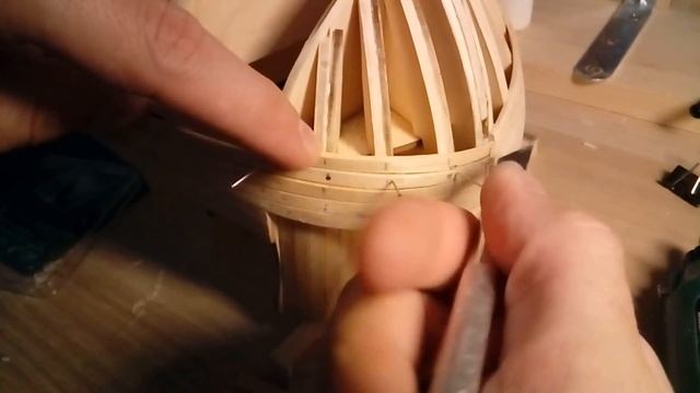 Повелитель морей. Обшивка носа корабля и подгонка планок. смотреть онлайн