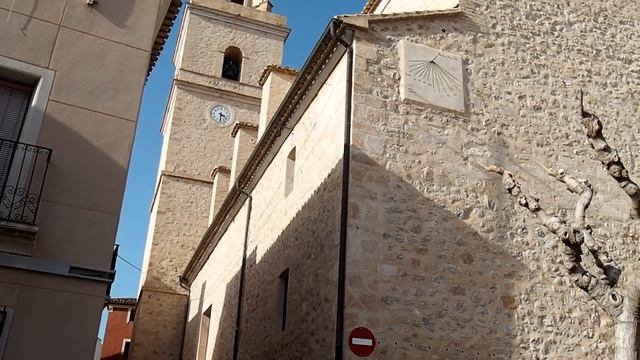 ЖИЗНЬ И РАБОТА В ИСПАНИИ| Достопримечательности Испании . Город Полоп смотреть онлайн