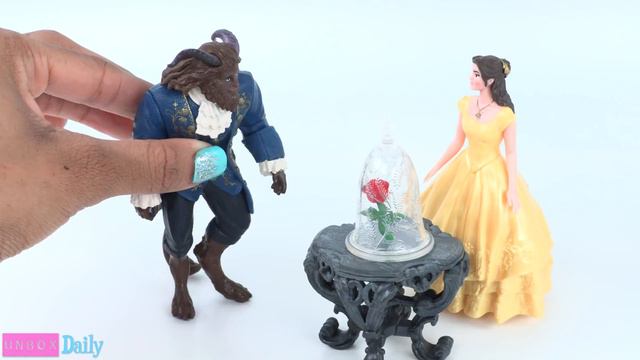 Beauty and the Beast Village Dress Belle & Enchanted Rose Scene - Doll Review - 4K смотреть онлайн
