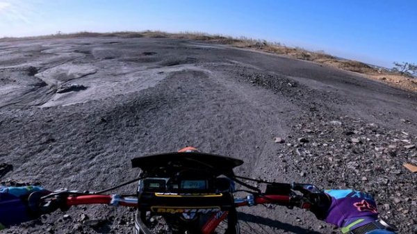 ПОКОРЯЕМ ТЕРРИКОНЫ ДОНЕЦКА НА ПИТБАЙКЕ│НАШЕЛ РАКЕТУ│