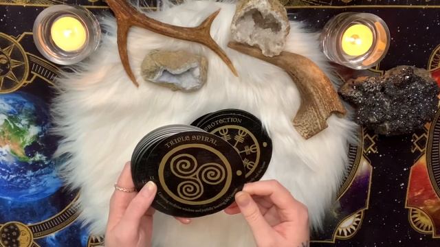 Making magick oracle: deck review and flip through смотреть онлайн