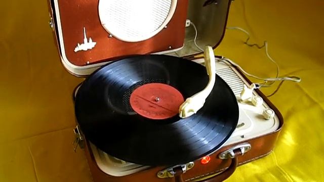 Электрофон Юбилейный 1961 г. смотреть онлайн