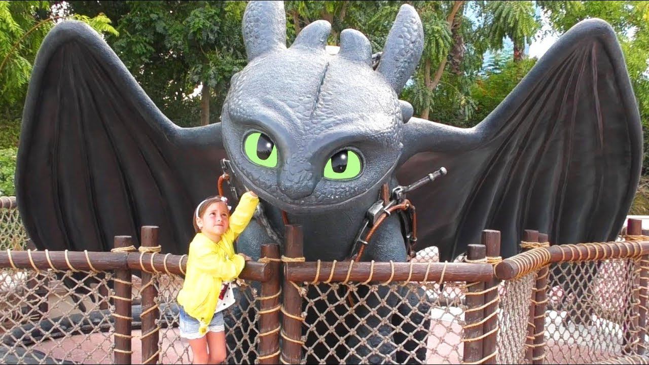 Рум Тур нашего номера ПАРК РАЗВЛЕЧЕНИЙ для Детей и Новые Игрушки Софии смотреть онлайн